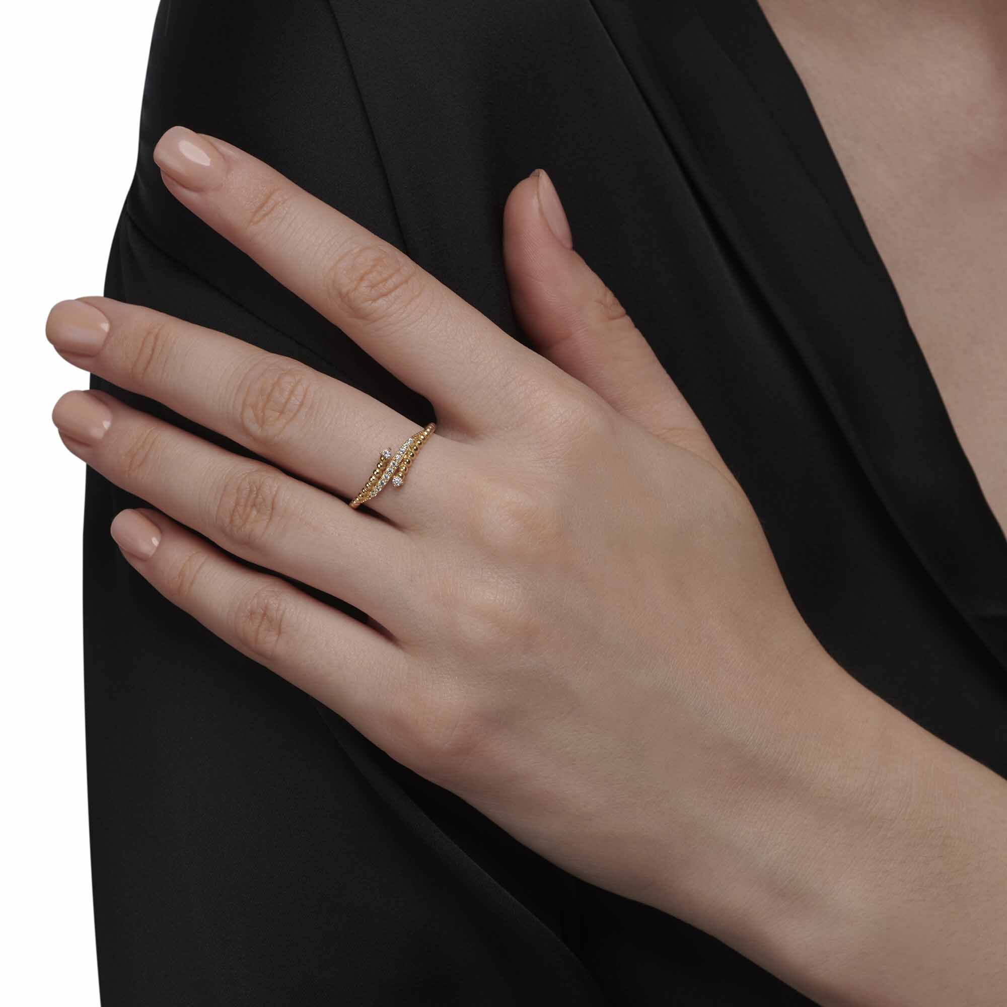 Diamond Curves Ring - 1